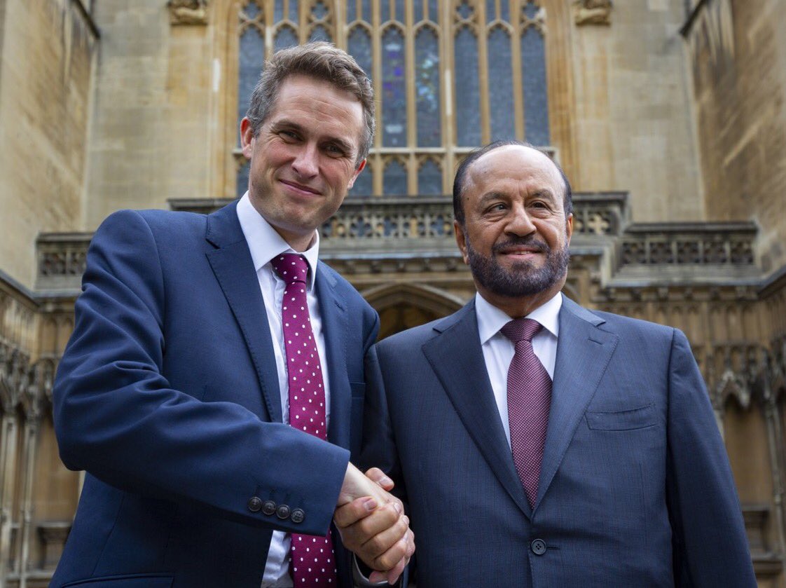 UKinOman's tweet image. Defence Secretary Gavin Williamson met his #Oman counterpart Badr bin Saud Al Busaidi #MRDA yesterday, reaffirming the longstanding alliance between our nations. (Via @DefenceHQ)