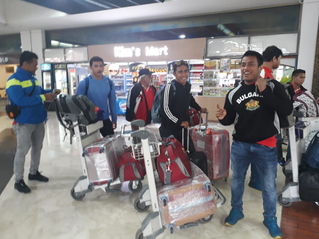 PP_PGSI's tweet photo. Timnas Gulat Asian Games Indonesia sudah tiba di Bandara Soeta Rabu (18/7/2018) @KEMENPORA_RI @imam_nahrawi @gsdewabroto @kbrisofia https://t.co/93Tk3NtyJ6