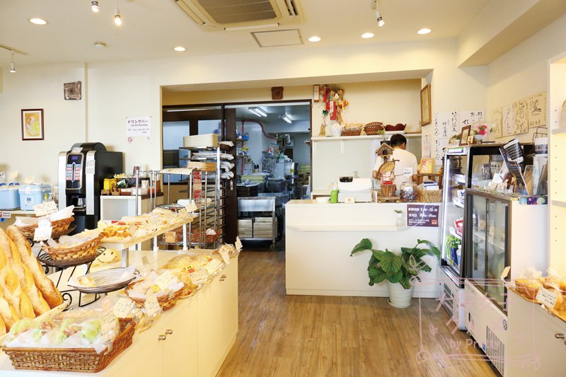 pretty_gourmet's tweet photo. 今月のピックアップエリアは『松屋町駅』🚋

程よい甘さと、しっとり食感が大人気！
発酵に18時間かかる「天然酵母の食パン」は必食！

#パン工房まごころ
詳しくは『Pretty』7月号 P37に掲載中☆
https://t.co/oTPi1cavuW

#大阪女子グルメ https://t.co/EAj1gurC9Q