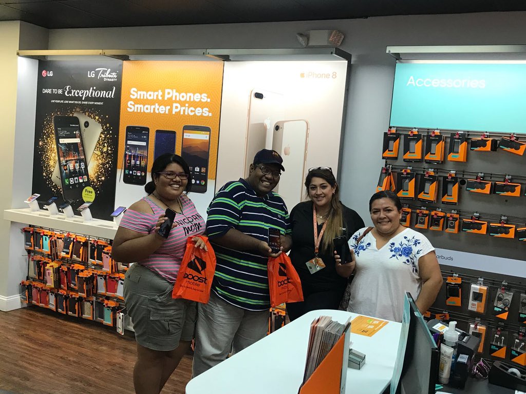 ossiningboost's tweet photo. So long AT&amp;T no more paying extra money . A new happy family who just discover they don’t have to pay extra money to get what they need. #DoTheSwitch @spgwill @shawnatspg @beintouchboost @RRicafortSPG @vfiori56 @JP_beintouch @BDP_Rowland @dkmogrov https://t.co/8tIIt8xP7j