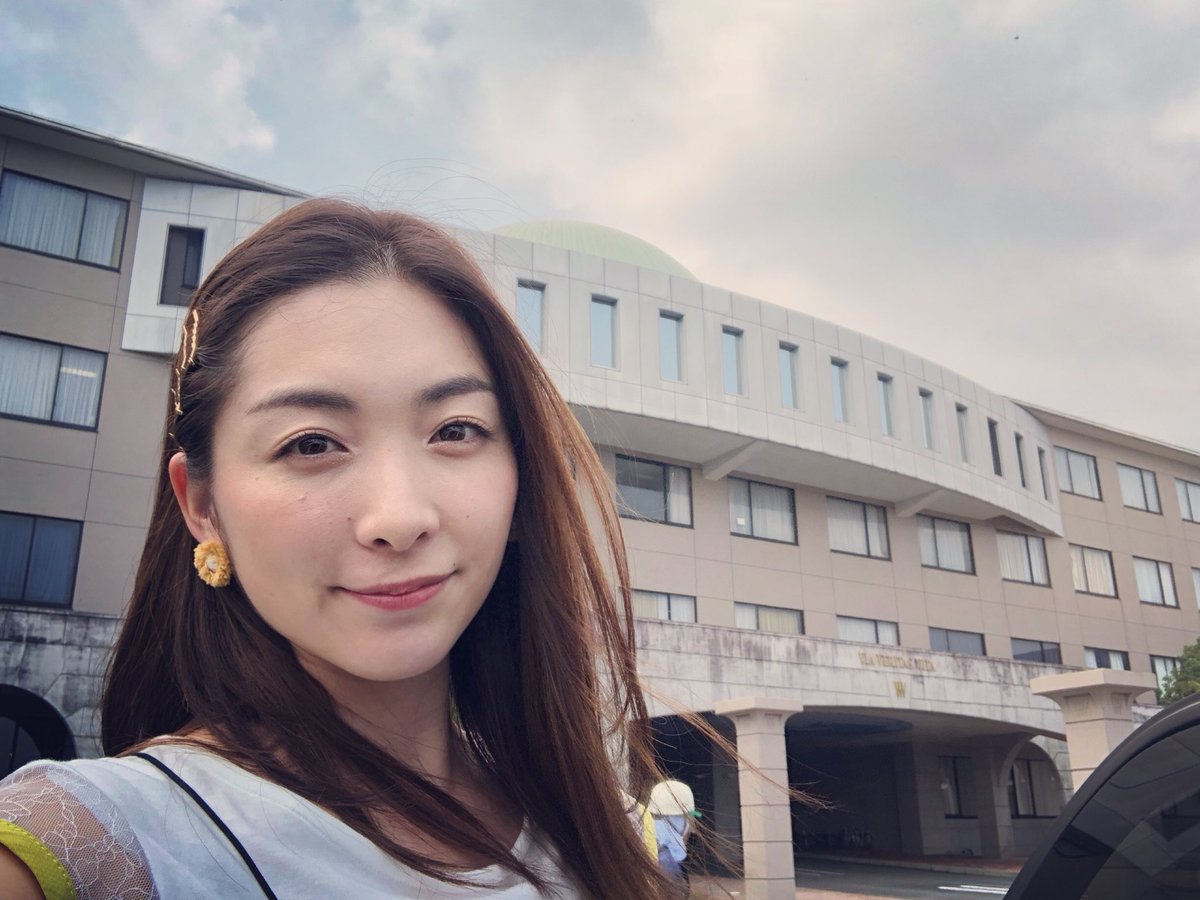 タナカハルナ 今学期の外大でのお仕事が終わっちゃったー 次は来学期10月から しばらくさみしいなん Z 長崎外国語大学 母校 チャペルアワー