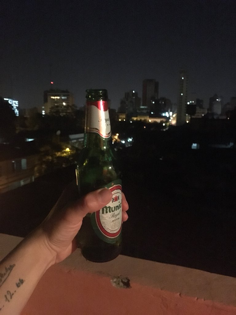 estebanpince's tweet photo. Ya instalados en asuncion esperando mañana para ver a mi bolso querido @PasionTricolor1 @SCBolsoQuerido @BolsoDemenciaN1 https://t.co/ZOAaK19Ad8