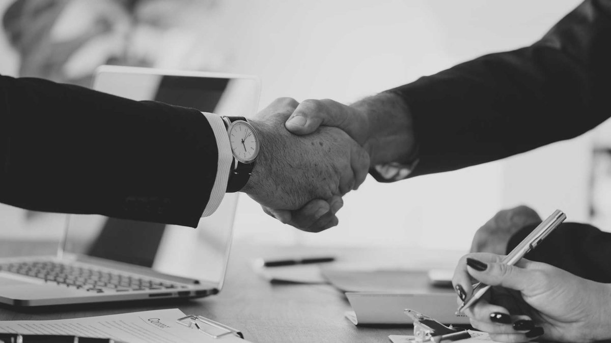 💰"Il y a un choc générationnel entre les investisseurs de la bulle internet et les jeunes VCs prêts à bidder sur n'importe quelle valorisation pour faire des deals" #Startup #VC ow.ly/SvSx30l0eqI