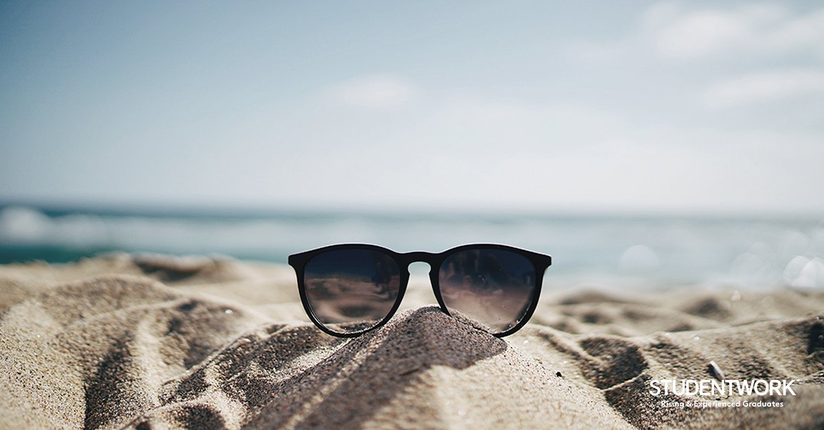 StudentworkSE's tweet image. Nu är det semestertider, men våra kontor har öppet hela sommaren tack vare våra fantastiska rekryteringsassistenter. Spana in våra lediga tjänster och hitta ditt #drömjobb redan idag! bit.ly/2KYL31n