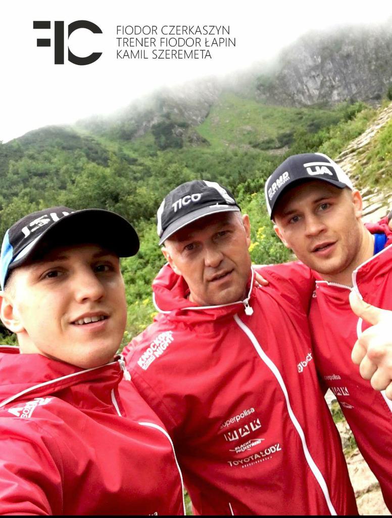 janusz_ksawery's tweet photo. FIODOR + FIODOR + KAMIL czyli Zakopane ale wakacji nie ma tylko ciężka praca 👊 #KnockoutPromotions @kibic17 @boxingfun @Boks4ever @m_fudala @mszkolnikowski @KrolJagiello https://t.co/MYNEsS48Lu