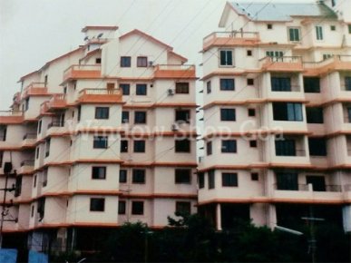 WSG is excited to present, 3BHK located at Panchayat, Porvorim, 119 Sq.m, 2 terraces on the top level, facing valley view, 5-Storey building with lift.

Expected Price: 75 lakhs

Contact: +91-7875891911/+971505240570
E-mail:  contact@windowshopgoa.com

windowshopgoa.com/properties-for…