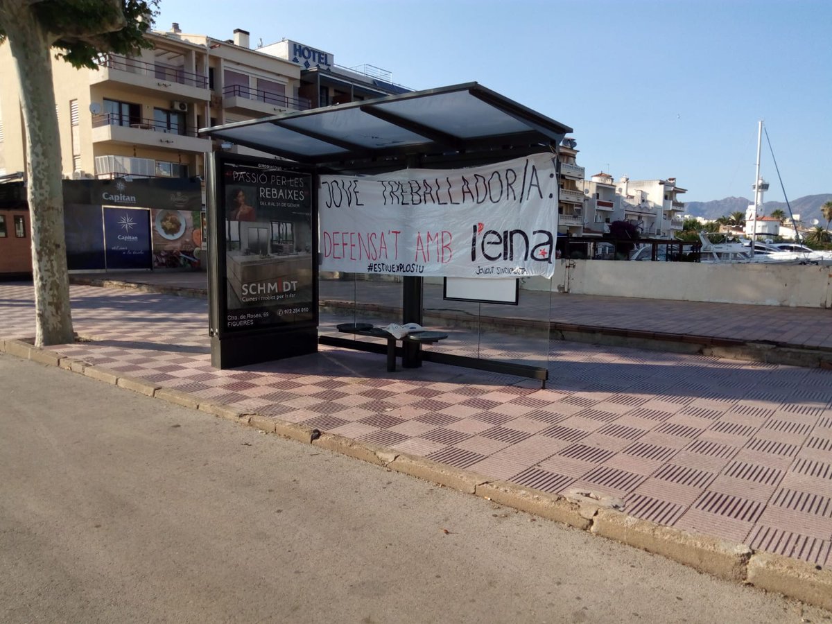 EinaCG's tweet photo. Així hem decorat la parada de bus d'#Empuriabrava, on cada dia arriben tants treballadors. #EstiuExplosiu https://t.co/0SU88CnONF