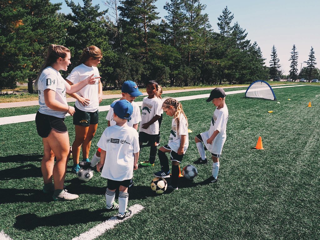 UofRSoccer's tweet photo. https://t.co/oYD3bR7DyJ