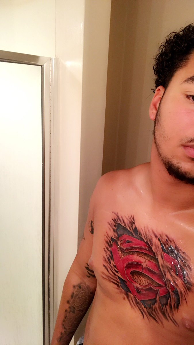 vjweatherspoon's tweet photo. New ink! https://t.co/E7g3NnQeBy