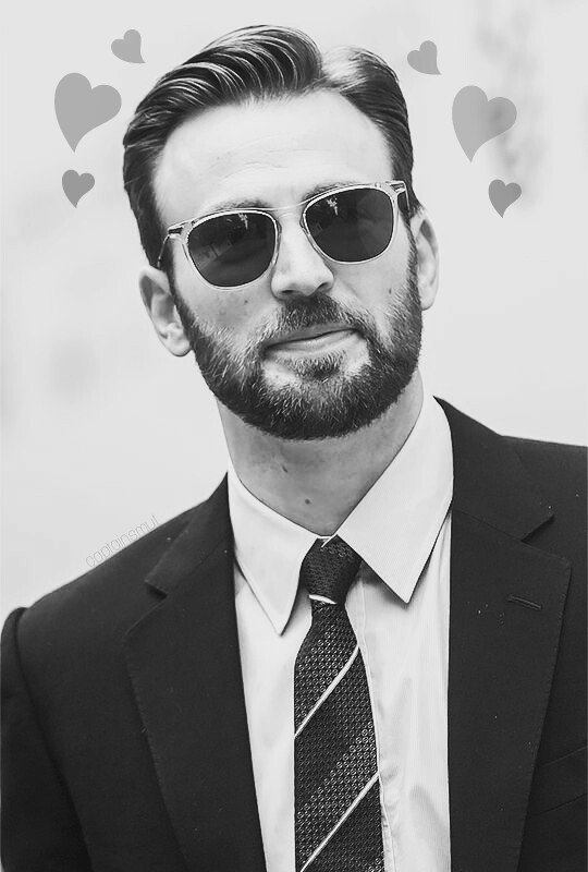 captainsmut's tweet image. ⠀
          ｢✭｣ — big dick Steeb energy™
⠀