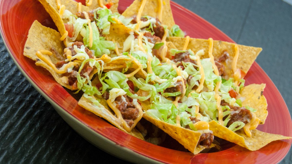 Topped with our Mexican styled ground beef, melted cheese, bell pepper, and fresh vegetables. Our Best Selling Nachos will make you always come back for more.👌👌

Grab one today at Foodhubb Legazpi. See you soon!! 😉😉