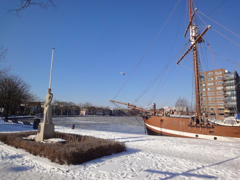 Niet meer voor te stellen 😅

Deze foto was gemaakt afgelopen december.

Heb je een mooie foto van Wormerveer in de zon gemaakt? Post hem en tag GezondPlus! En de mooiste, bijzonderste, leukste foto wint een leuk kado'tje 🙌🏻

En jouw foto wordt een maand onze omslagfoto 😘