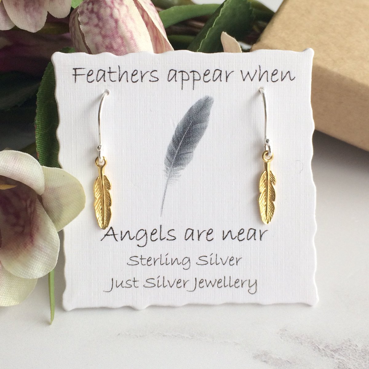 Daw4n's tweet photo. Sterling Silver Feather Drop Earrings with Keepsake Card πΈ #sterlingsilver #silver #earrings #feathers #giftjewellery #gifts #fbshop #fashion #accessories #jewellery #keepsake #jewelleryaddict #memories https://t.co/ze4FbRAbwN
