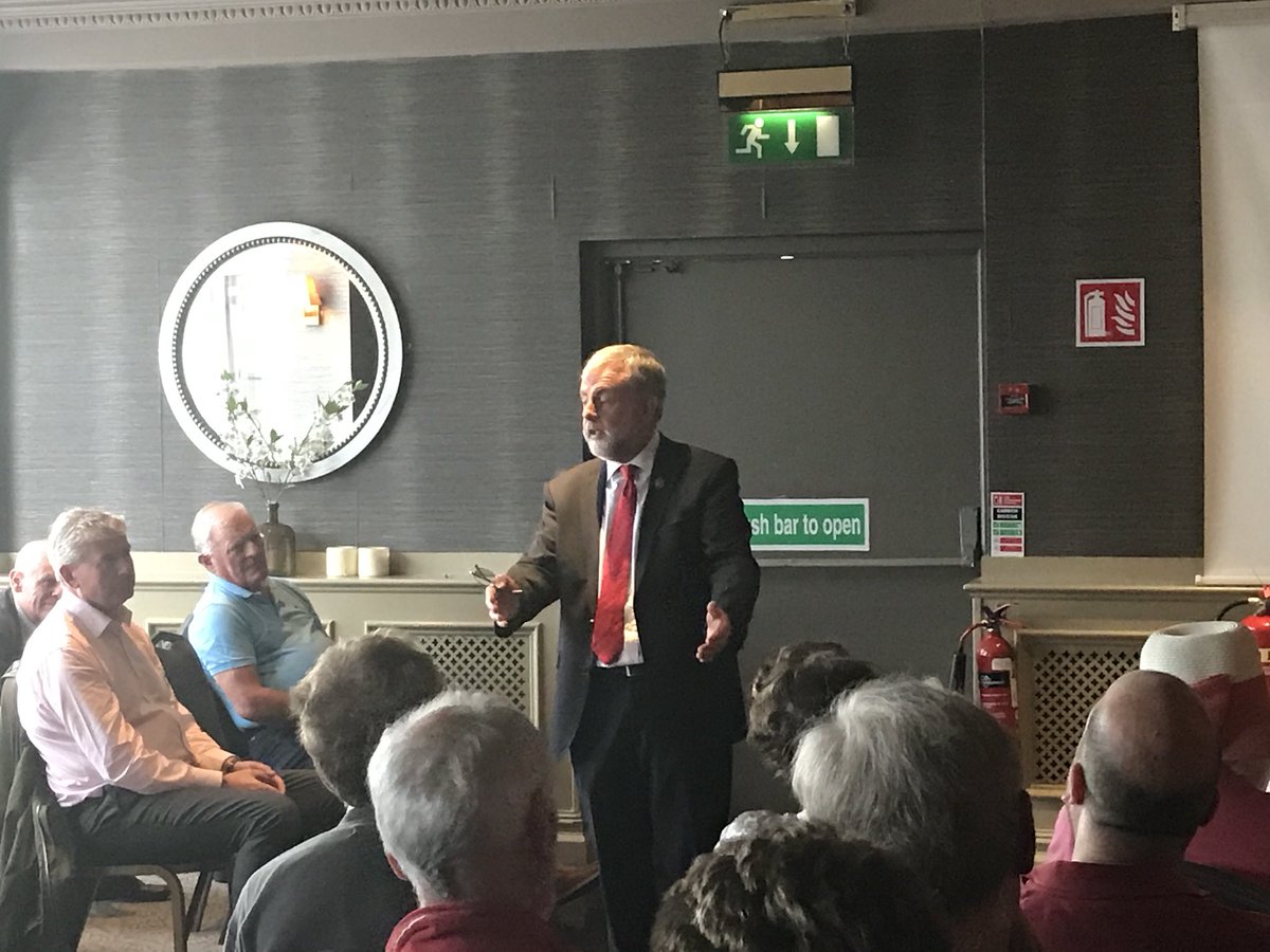 JOConnorTweets's tweet photo. Full house in the Martello Function Rooms in #Bray last evening for the #Wicklow @Labour Public Meeting on A Fairer Future for Everyone. A good discussion on #Housing, Collective Bargaining Rights for workers, filling Teacher posts in local primary schools &amp; sports facilities. https://t.co/gWK8RNk53f