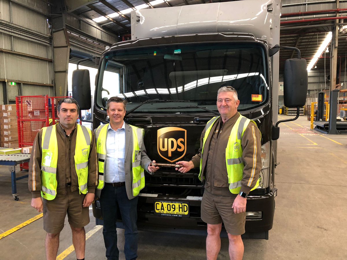 sstroner_au's tweet photo. This morning I went to the Sydney Centre to present our APAC Vision Map to our Operations staff and continue our Safety Relay.
I think all our staff are inspired by the future, and what it means for us as #UPSers. 

@UPS_Asia @UPStempe #UPSSafetyRelay https://t.co/5Xe5ff8DW5
