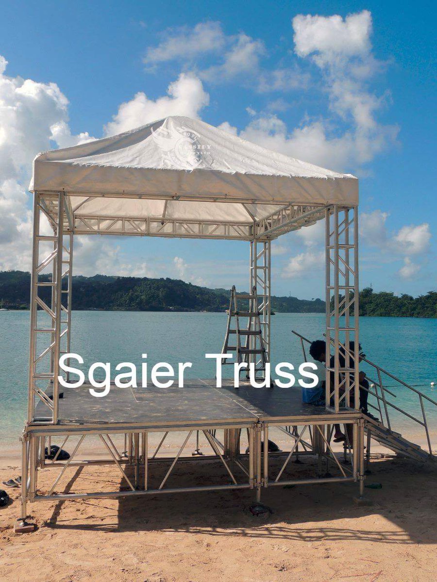 Trussstructure's tweet image. Small event tent truss 3m x 3m with 2.7m high , with heart shape truss structure for wedding . #truss #aluminumtruss #trussstructure #event