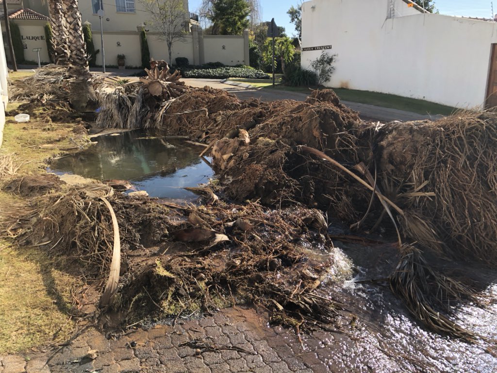 .<a href="/JHBWater/">Johannesburg Water</a> big burst in Strathavon Sandton corner Eileen and Morris, two previous attempts at fixing have failed, lots of water being wasted and road being damaged. <a href="/CityofJoburgZA/">City of Joburg</a> <a href="/HermanMashaba/">Herman Mashaba</a>