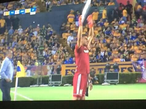 CentralTigre's tweet photo. Los que se llevaron el show...🤪
#DespedidaIncomparable https://t.co/euDLyf0lLn