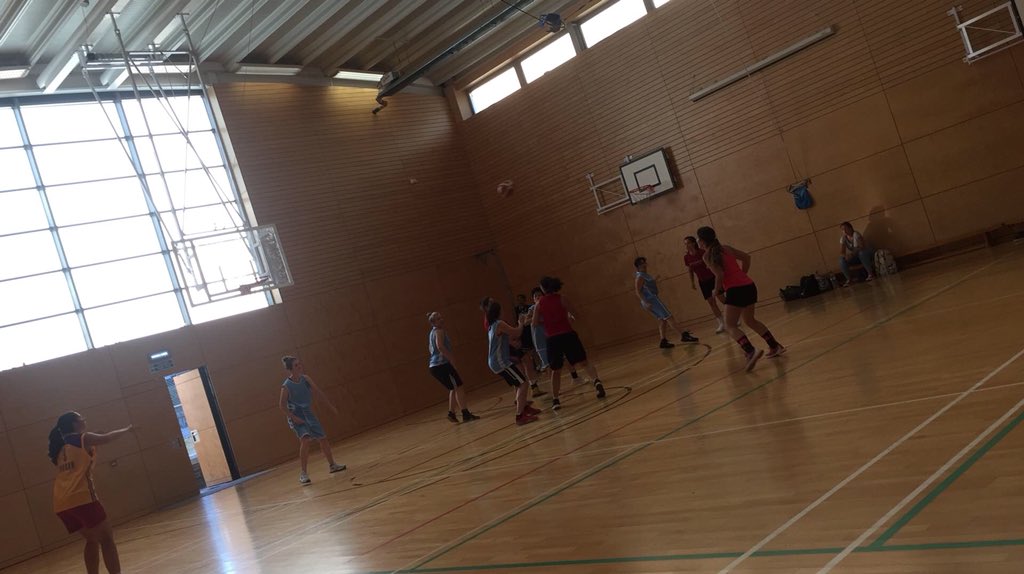 FTLoveofthegame's tweet photo. Week 3 saw overtime, end to end 3s and great passing 🤩😍🏀👏💪 #FTLOTG #Summer #Basketball #League #week3 https://t.co/lod2T5IZ0w
