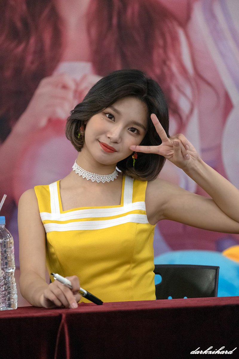 One of the most beautiful nugu gg members, literal princess - Celebrity  Photos & Videos - OneHallyu