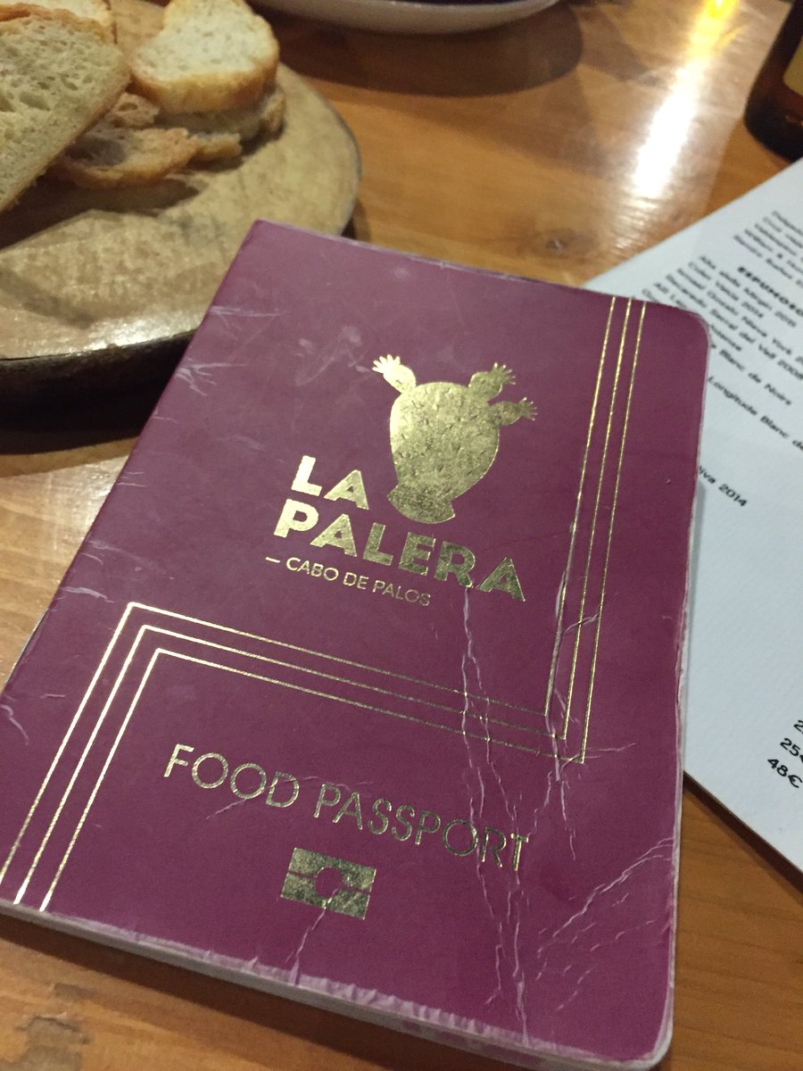 No hubo más remedio, tuvimos que volver a #LaPalera a seguir repasando la carta y volver a darle fuerte al magnífico Shoft Shell Crab con curry verde. #cabodepalos <a href="/Palera/">Bill Wills</a>