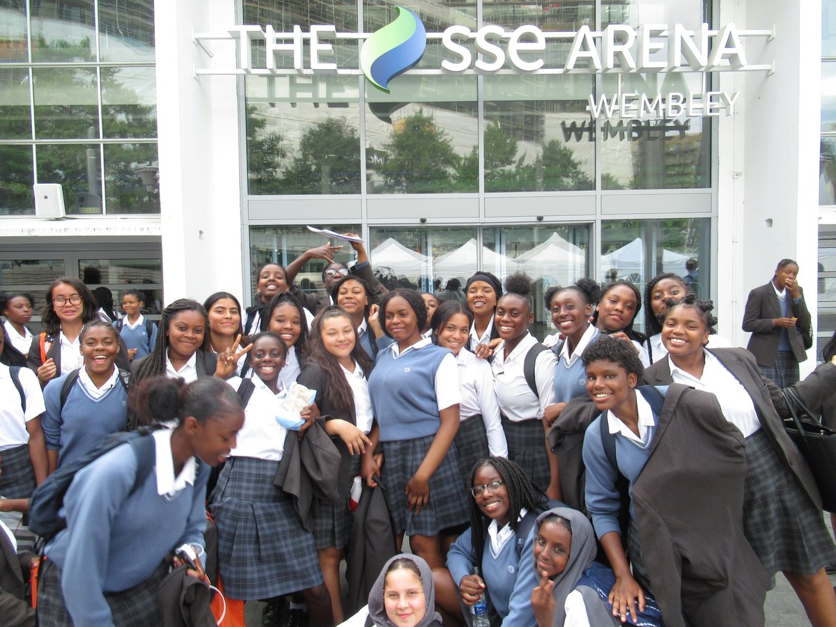 weare_stmartins's tweet photo. St Martin's students attended London's iconic Wembley Arena for Rock Assembly's Futures Fair and live concert. The concert featured a number of big name acts, including Mabel McVey, Sam Smith, Hak Baker! #TransformationTrust

https://t.co/UMk5Yx9HEL https://t.co/VqPxJW0AyB