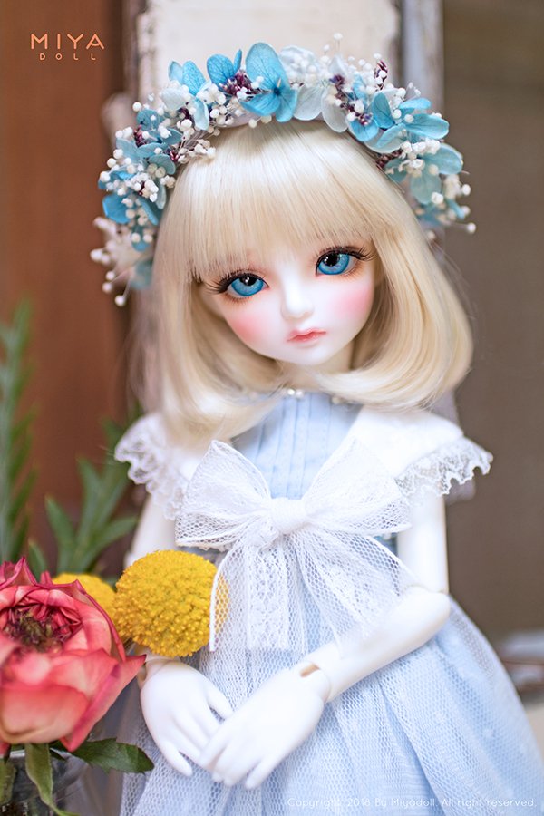 DOLK × Miya Doll】金髪碧眼の美少女『BlueBell - Holiday』はご覧に