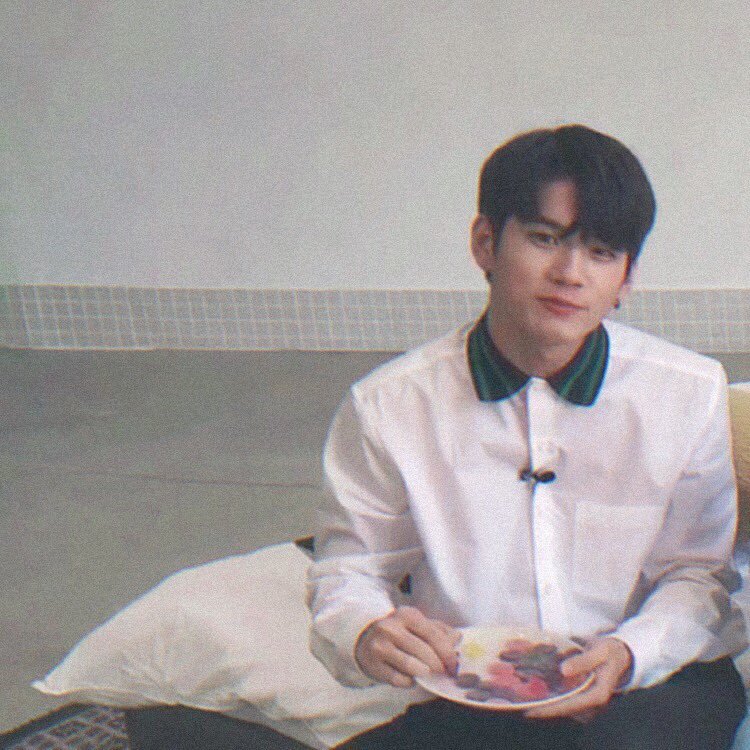 𝙮𝙤𝙪𝙧 𝙛𝙖𝙩𝙝𝙚𝙧 tweet media