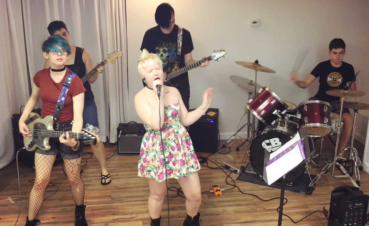 Live the Illusion tweet media