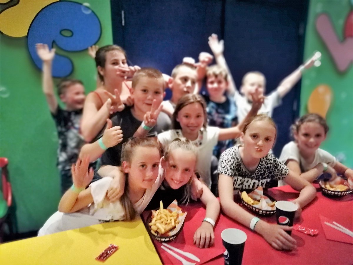 ForestEstateHub's tweet photo. Well done to the 'Thursday club' children who earned an end of year reward trip  for good behaviour.  Lazer Quest and Bowling! https://t.co/jMuuvFn8ii