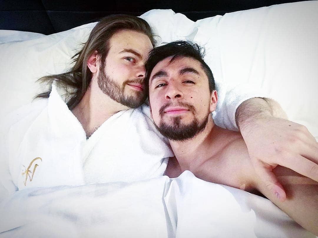 When someone else's happiness is your happiness, that is #love (LanaDelRey).Good Morning from the Washington Mayfair Hotel! 🤗#Repost @348cmhomo #pridemonth2018 #pridemonth🌈 #pride #gaypride #gay #gaycouple #couple #bed #londonpride #mayfair #pride2018 #lgbtpride #loveislove