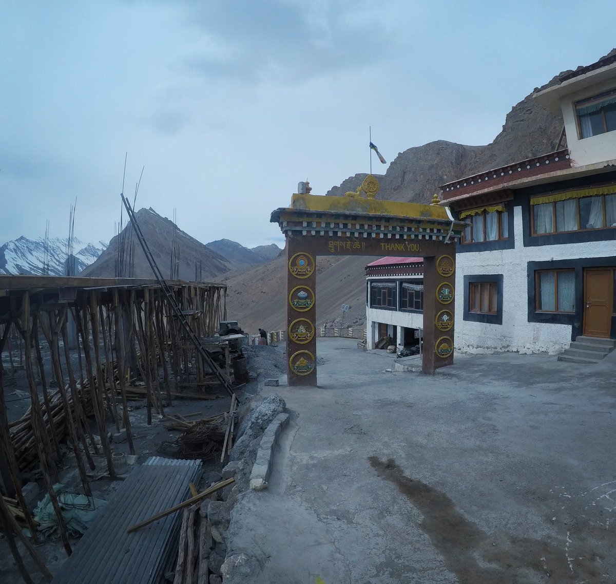 _comefly_withme's tweet photo. #_come_fly_withme_ #Bajajdominar #bajajDominar4 #adventure#indiantravelblogger #gopro #goprohero5 #bike #biker #ride#rider #goprophotography #biking #GoHyperRiding  #roadtrips #photooftheday #spitivalley #spiti  #follow#travellife#nature#travelawesome#welivetoexplore#incredible https://t.co/tEvMcHooEX