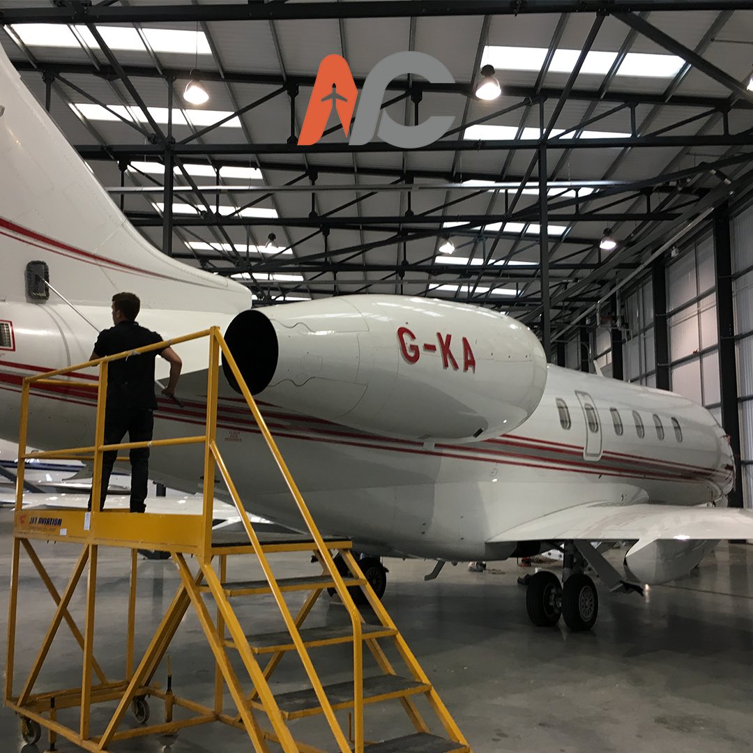Need your Aircraft cleaned at short notice? Our team pulled together yesterday to clean this stunning challenger 300 at extremely short notice! 
AvClean.aero

#avclean #aircraftmaintenance #wingwednesday #bombardier #challenger300 #aircharter #businesscharter #airport