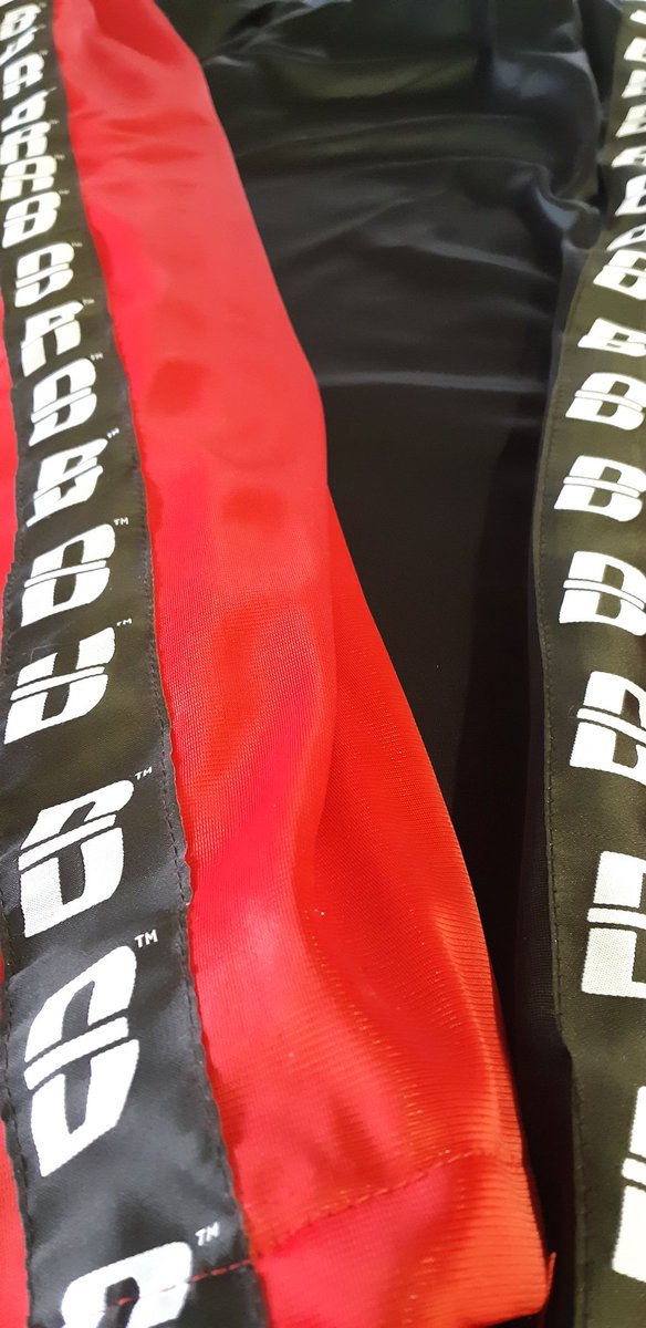 BullyzBXG's tweet photo. Which is your favourite colour? #RedEdition #BlackEdition #BullyzWinterRange https://t.co/CNRucrlqyv