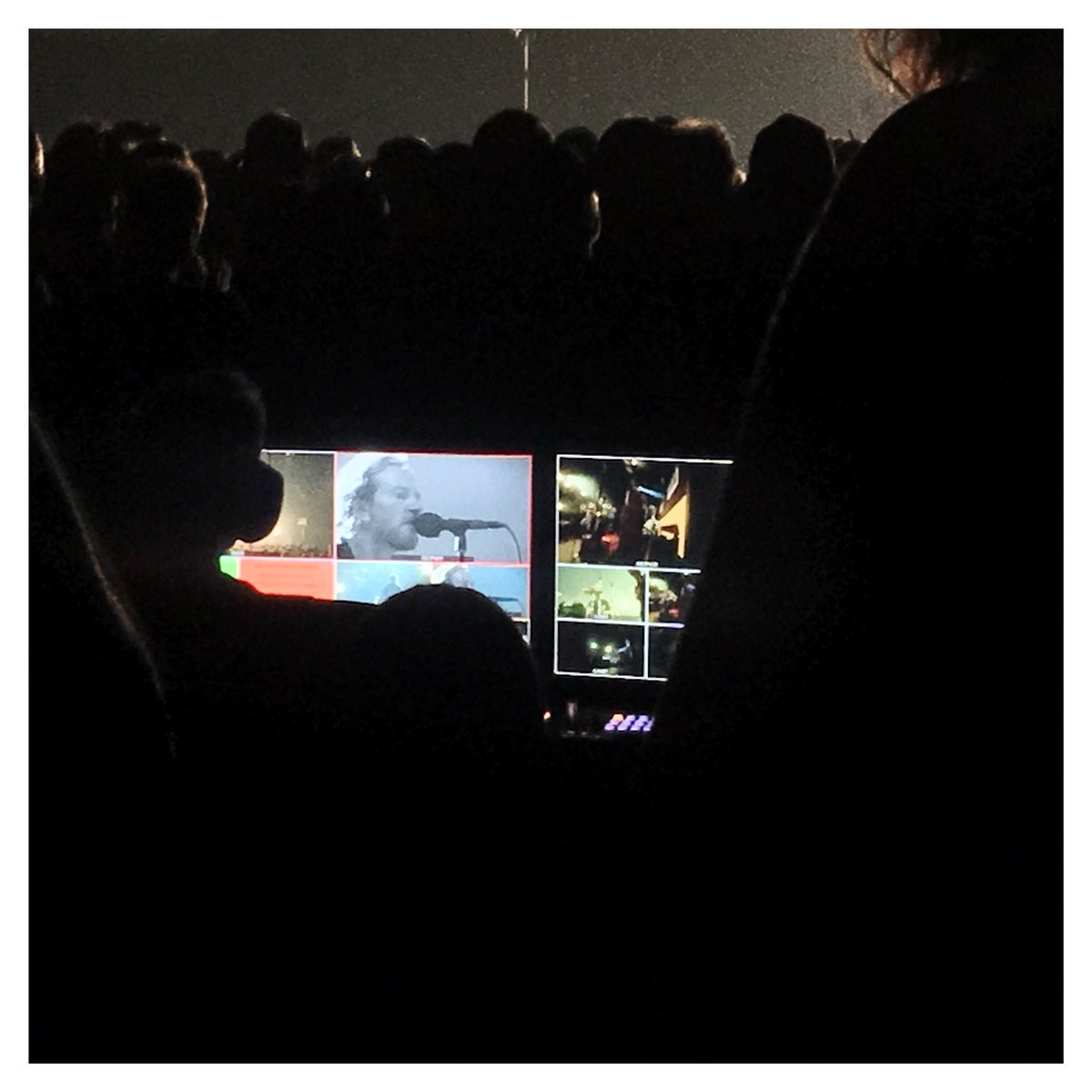 orgchaosmgmt's tweet photo. #workingpass #pass #aaa #vip #foh #screen #leg #jeans #theo2 #pearljam #gig #livemusic #london https://t.co/MPJv4rOpl5