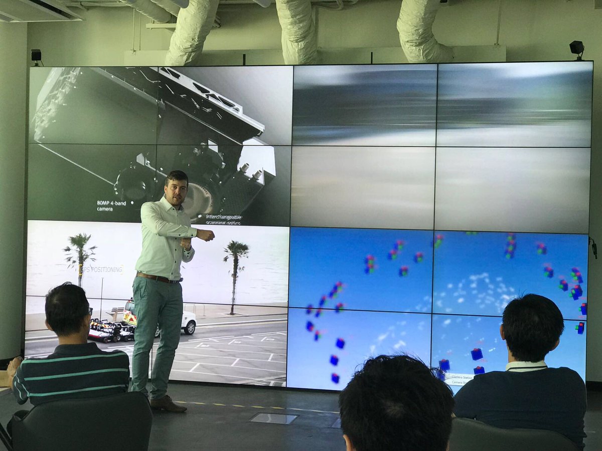 BIZGeo1's tweet photo. Successful start of the 3D Data Acquistion course with 20 participants at the Singapore ETH Center. We wish all participants exciting, instructively days with David Grimm. https://t.co/3tFAaNRxMK