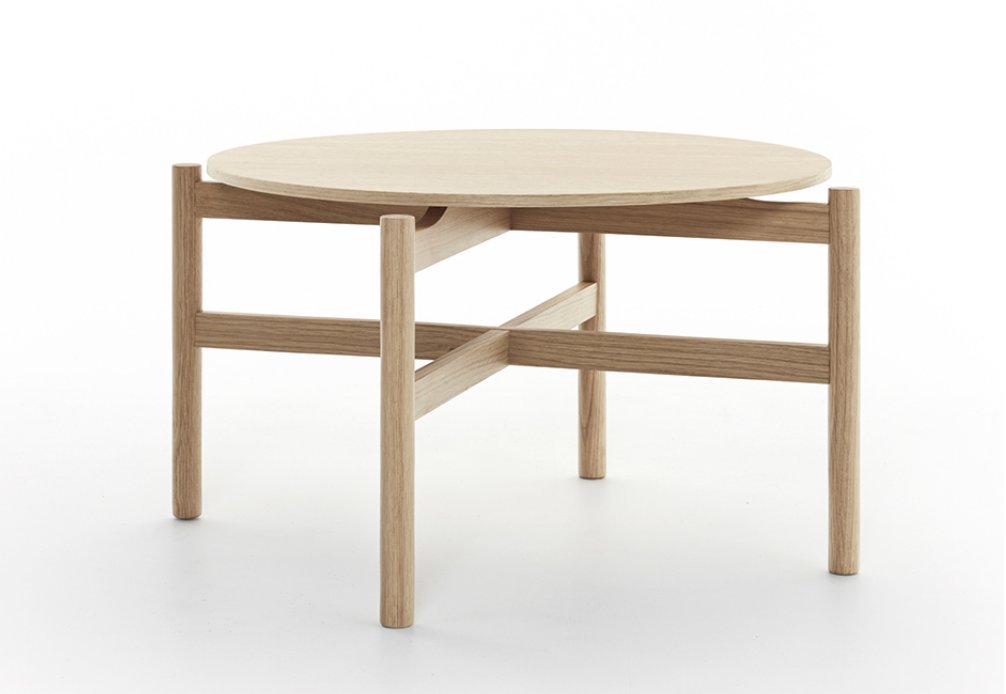 Our BUD collection, designed by Francesc Rifé isn't limited to armchairs and a benches. BUD's wood tables create elegant universes in every room, a quality that they share with every piece of furniture designed by Rifé. loom.ly/mhDbyxc