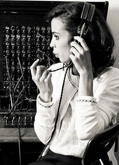 KreativePen's tweet photo. Invasion of the Telephone Operator Snatchers
#VoiceMessages #automatedservices https://t.co/odRxlJNhKS https://t.co/jvpzUibInx