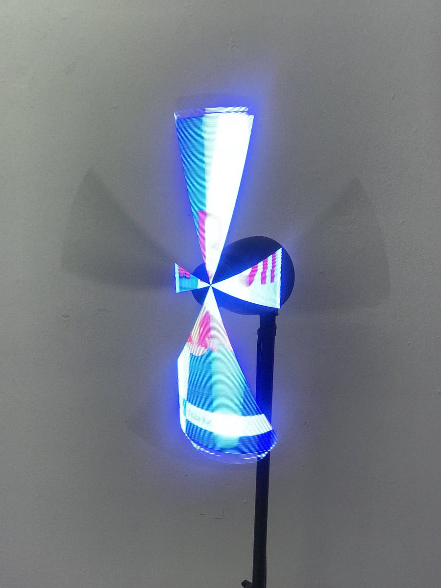 naomicgillies's tweet photo. Turns out it’s quite hard to take a picture of a hologram 🙈 excited for #inition to be presenting at #level39 at the end of the month https://t.co/V99NK52yzl
