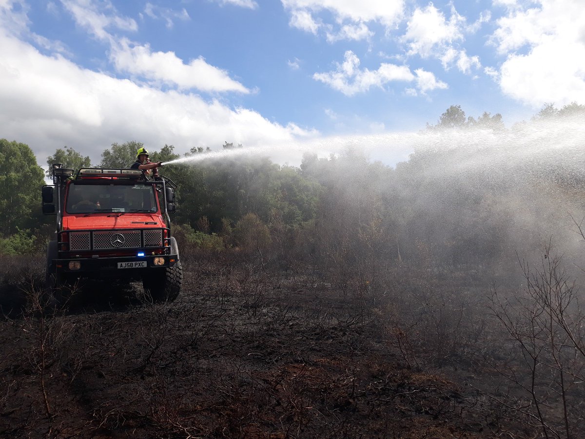 TBHPartnership's tweet photo. Get up close &amp; personal with a fire engine! Hear about the devastating impacts of wildfire and what to do in an emergency. Caesar's Camp, #Farnham. More at https://t.co/mJb9SXf8sV
#HeathWeek
@SurreyFRS @ExploreSurreyUK @LoveFarnham @FarnhamOfficial @farnhamherald https://t.co/oGLukBXZcs