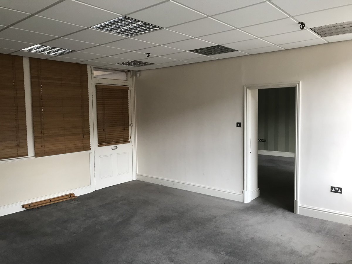 BartonArcadeMCR's tweet photo. A customer has just moved out after 10yrs, circa 750sqft about to be refurbished and available. Interested in being part of Barton Arcade. Please DM us or contact us at info@crowduk.com https://t.co/kxZG3GdWSK