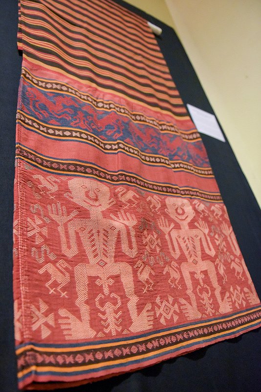 DubesAustralia's tweet photo. Textiles from across Indonesia that were collected over more than 30 years by two Australians are on display at the Jakarta Textile Museum. The exhibition is open and free to the public until 5 August. #DubesJalan https://t.co/QSMEy5l0jX
