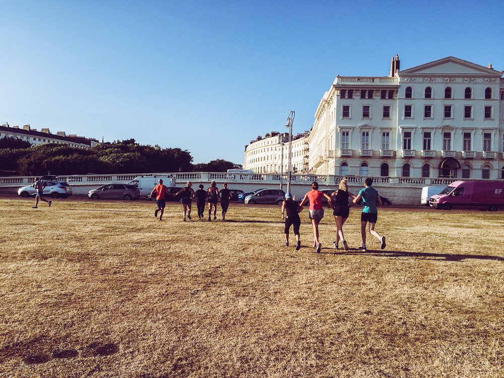 StrideFit's tweet image. Our summer Hove Lawns crew is getting strong! Love watching these guys take on a tough team challenge with no grumbles (well almost… ahem James) and motivate each other to crack on and win :)
-
-
#sunshineandsprints #stridefit #summer #seaside #bootcamp #hove #brighton