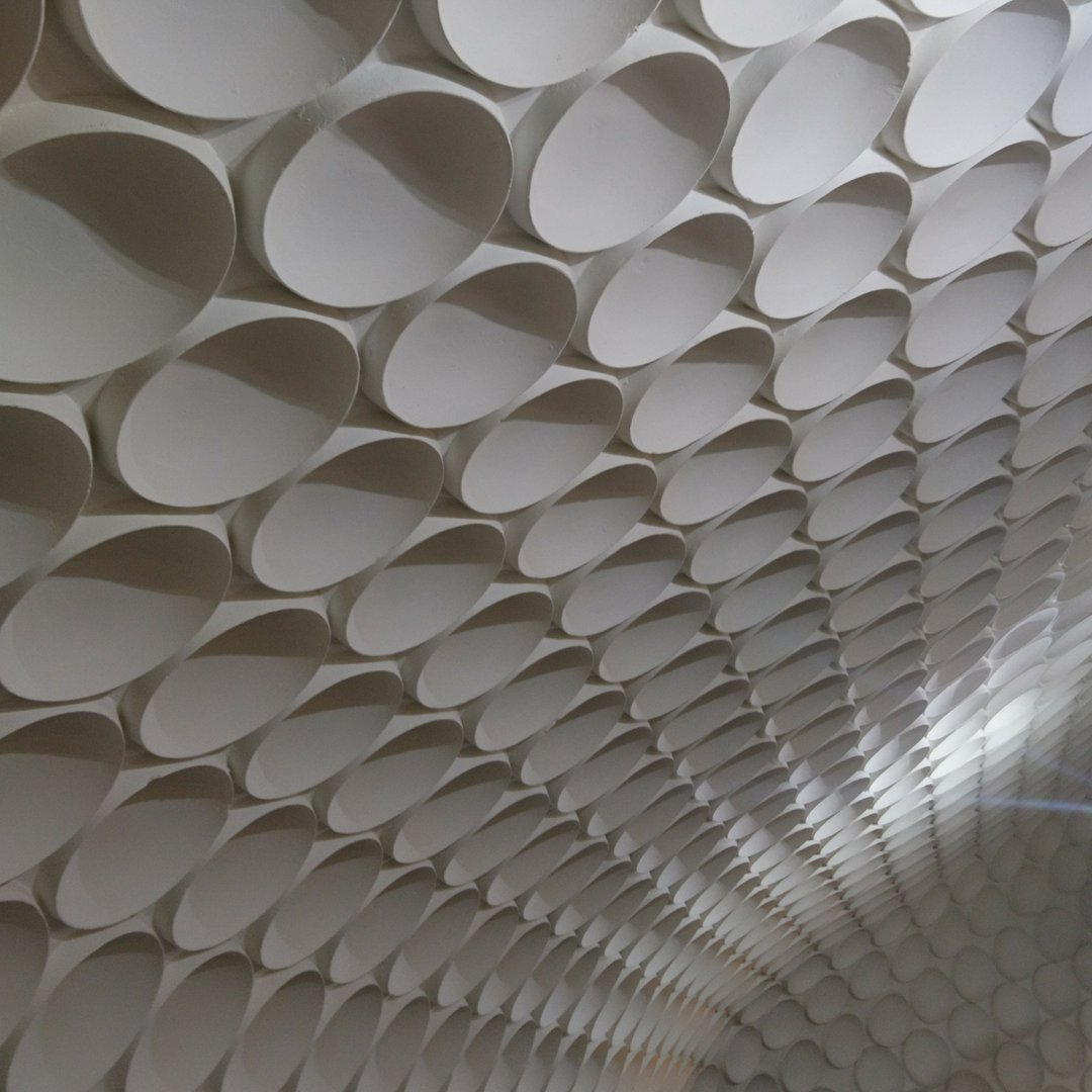 PickardDesign's tweet image. Spotted in #Yeovil recently - a gorgeous art deco acoustic ceiling in an old cinema (now a charity furniture shop!). Practicality meets aesthetics!