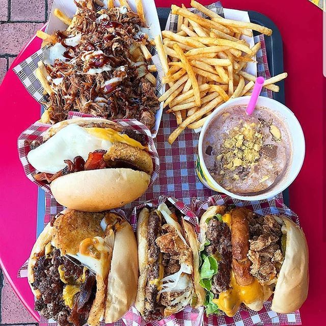 _fbas's tweet photo. Repost from @sneakyburger_co using @RepostRegramApp - Yeah you know our burgers are great takeaway, delivered or eaten on the go - but - try it dine in one day at Albion Park or Wollongong. You wont find a better bang for your buck burger in Sydney 🍔… https://t.co/3DCiyfshOc https://t.co/gWdAnPFKEJ