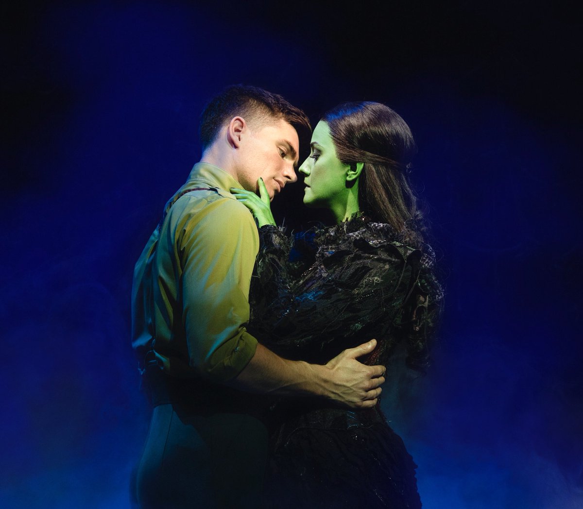 WickedUK's tweet photo. Thrillifying news!  

We're delighted to bring you a glimpse of our new #WickedUK cast ahead of their first performance on Monday 23 July! 

For the full gallery, fly over to our Facebook page: https://t.co/Y6FSVpZFOG https://t.co/n4MCO2QT3J