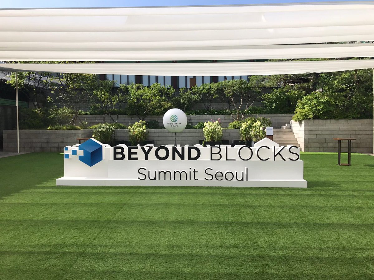 plair_life's tweet photo. Good times at BeyondBlocks in Seoul! Patrick is off to the next stop, you can meet Patrick at Distributed 2018 in San Francisco. #BeyondBlocks #seoul #Distributed2018 #sanfrancisco #blockchaintechnology #blockchain #patricktang #plair #plairlife #ceo https://t.co/EsbipKydgv