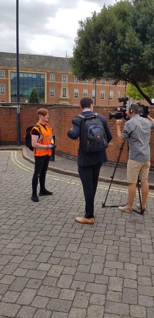 DerbycollegePS's tweet photo. @itvnews #DC_workexperience #PrideInYourCity @derbycollege #DC_Butler @DerbyCC https://t.co/aHVwFS7kiS