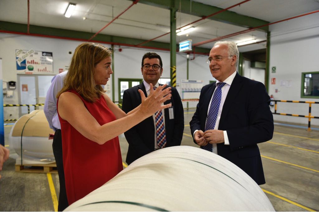 Cumplir con los objetivos de #reciclaje es un compromiso de todos. Hoy visitamos <a href="/amcorpackaging/">Amcor</a> en #Logroño que, con el apoyo de <a href="/lariojaorg/">Gobierno de La Rioja</a>, va a reciclar la totalidad de sus residuos. bit.ly/2JxGCVP