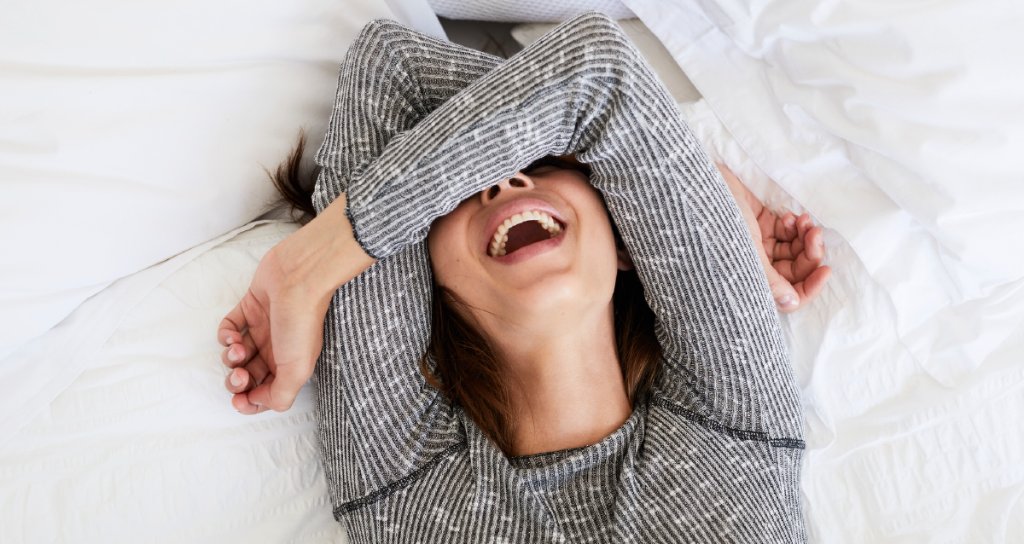 WebMD's tweet image. Did you know a feel-good grin is contagious? ❤️ When you smile at someone, it sends a signal to their mouth muscles to do the same! wb.md/2utD4PM #WednesdayWisdom